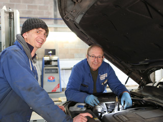 MOT Garage Honiton