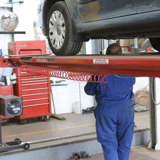 Tyre Fitter East Devon